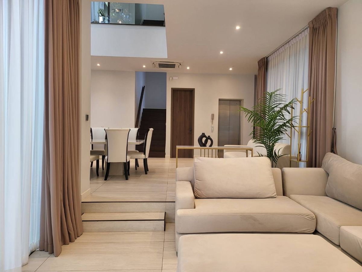 รูป WS7043 🏡 ให้เช่าบ้านหรู 3 ชั้น  Bugaan Krungthep Kreetha มีลิฟท์ส่วนตัว เพียง 250,000 บาท/เดือน - รูปที่ 3/30