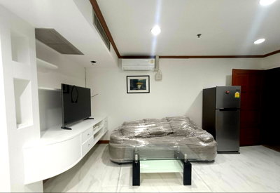 คอนโดให้เช่า : เช่าวิทยุ คอมเพล็กซ์ 2 นอน สวย พร้อมอยู่ ใกล้ BTS เพลินจิต สนใจแอตไลน์ครับ@841qqlnr