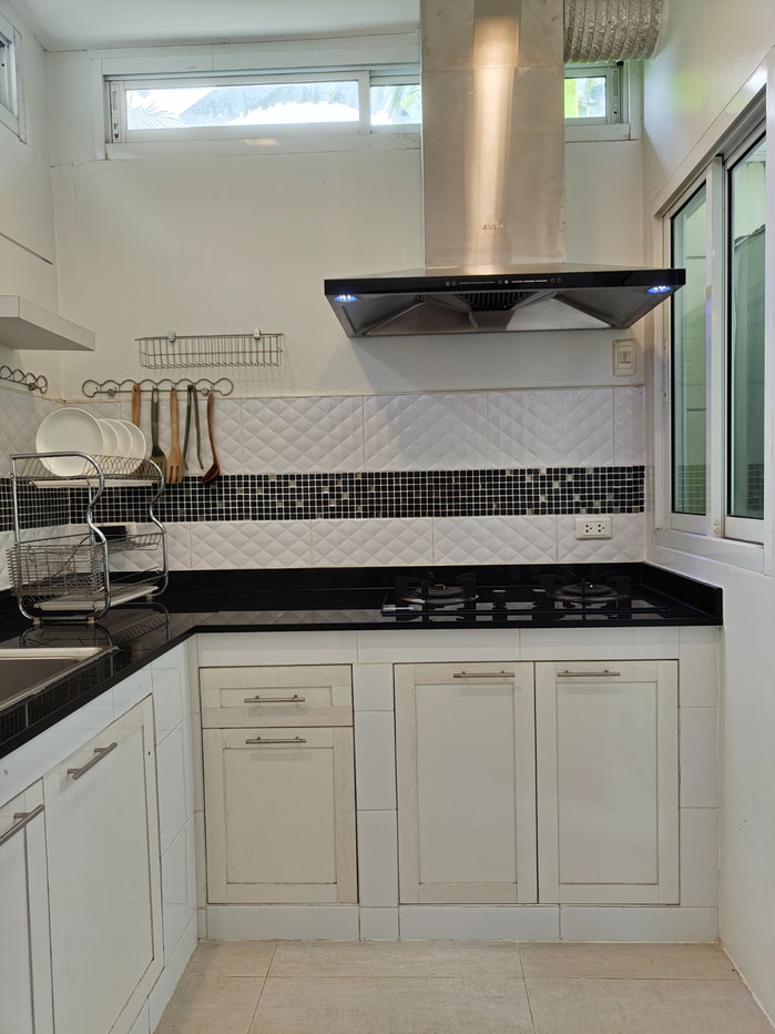 picture [Owner Post] 3-Storey Townhome (Corner Unit) near Kaset-Nawamin & Ramintra Exp. - 8/22