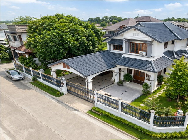 รูป ถ.สุขาภิบาล5 คฤหาสน์ บ้านเดี่ยว 3-4นอน 3 น้ำ ตลาดถนอมมิตร 800 ม.78 ตร.ว. 312 ตร.ม. ใกล้เสถียรธรรมสถาน 900 ม. เพลินนารี่มอลล์ 2.2 กม. - รูปที่ 1/8