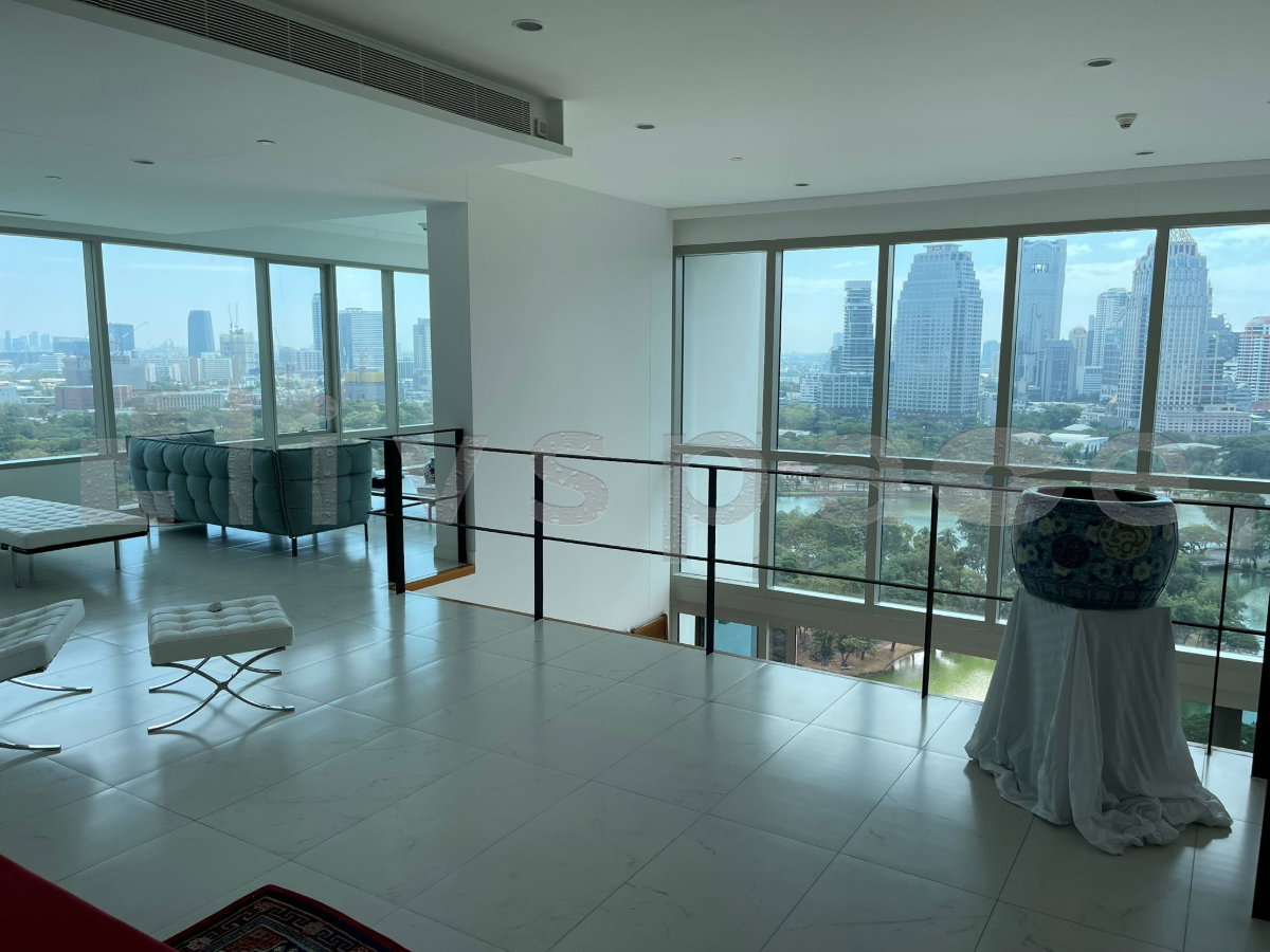 รูป ▚ LI109ツ ให้เช่า: 185 Rajadamri 4BR Duplex 360sqm. 350K ✨ วิวสวนลุมพินีแบบพาโนรามา ยูนิตหรูไซส์ใหญ่ ตกแต่งบางส่วน (Partly Furnished) 🏙️ - รูปที่ 3/10