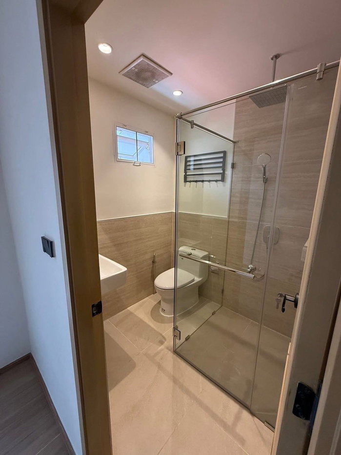 รูป WS7032 🏡 ให้เช่าทาวน์โฮม รีโนเวทใหม่ สุขุมวิท 26 (พร้อมพงษ์)✨ ใกล้ BTS พร้อมพงษ์ เพียง 100,000 บาท/เดือน - รูปที่ 6/13