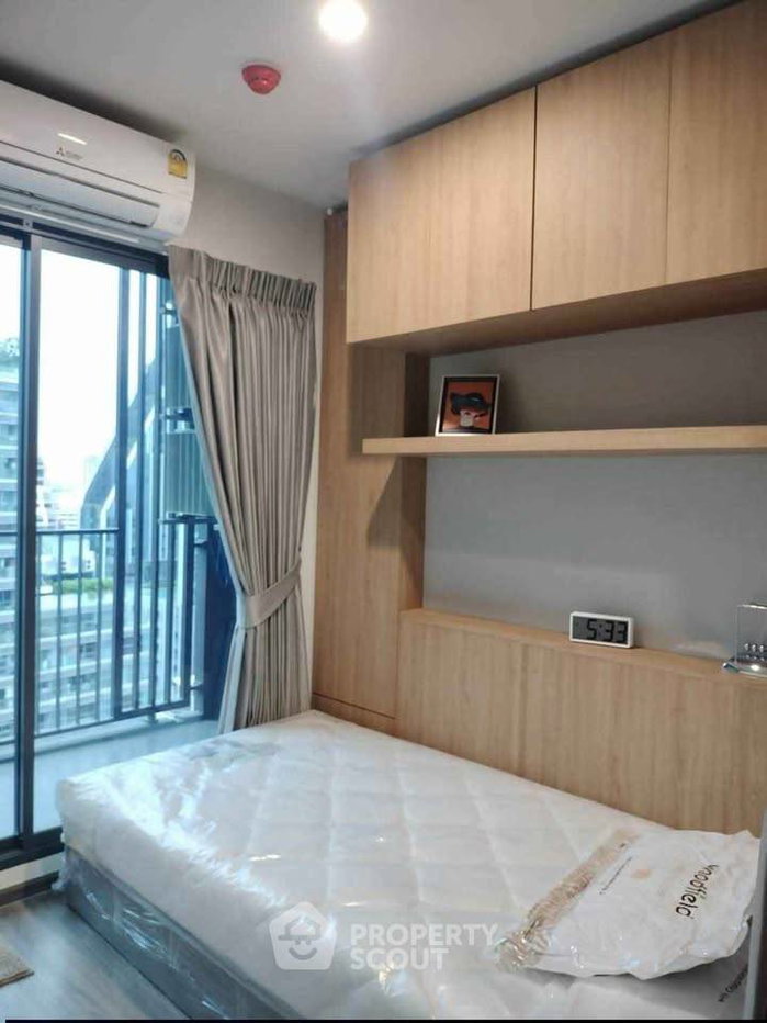 picture 2-BR Condo at Ideo Chula Samyan near MRT Sam Yan (ID 2788439) - 4/9