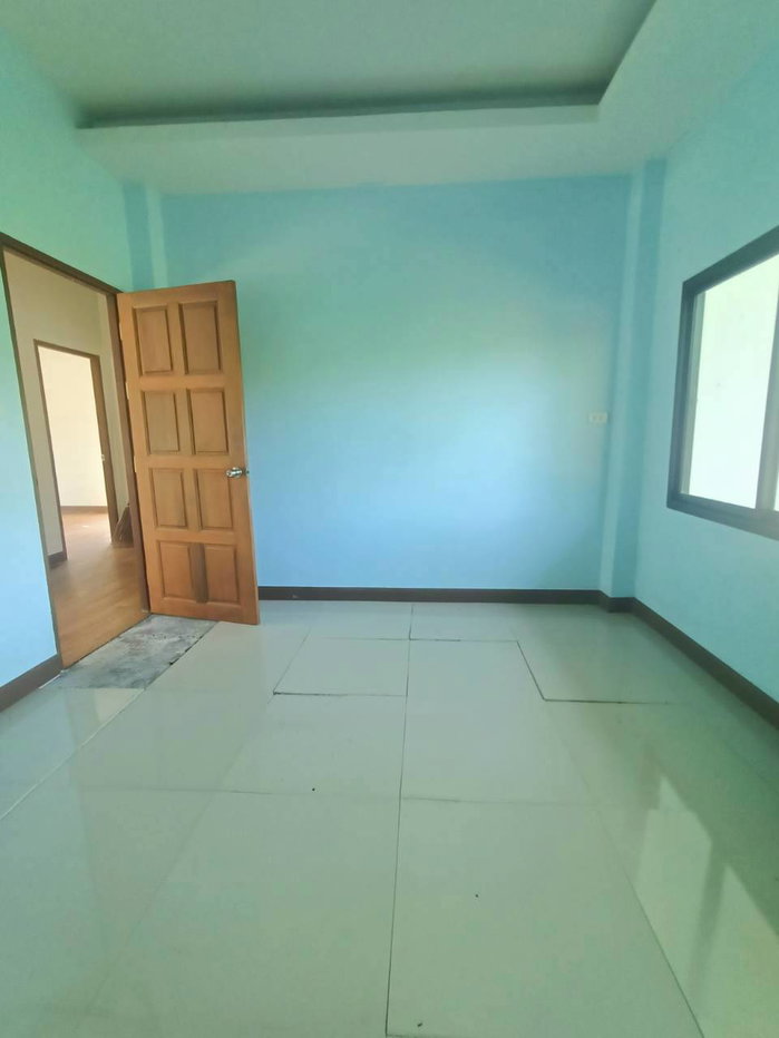picture LAND 108 Sq.w. Hat Yai Songkhla for 1.6M - 8/16