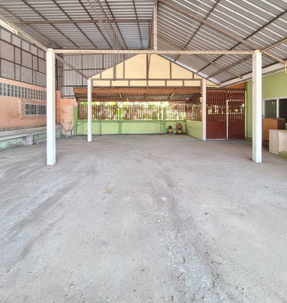picture LAND 743.2 Sq.w. Sawang Arom Uthai Thani for 5.9M - 4/7