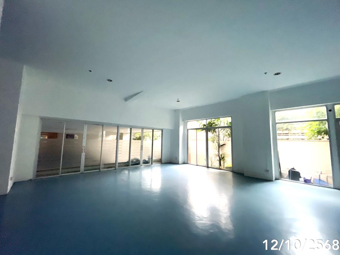 picture OFFICE 597.6 Sq.w. Bang Kapi Bangkok for 20.6M - 25/32