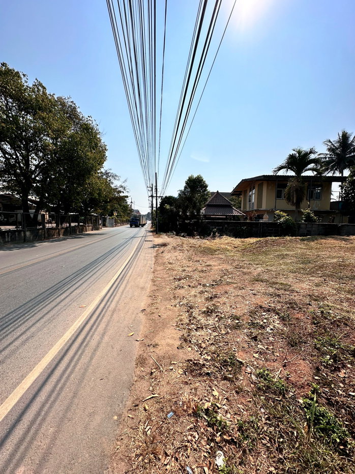 รูป ขายที่ดิน ต.เมืองพาน อ.พาน ทำเลศักยภาพ ใกล้โลตัส 400 ม. โฉนดพร้อมโอน - รูปที่ 11/16
