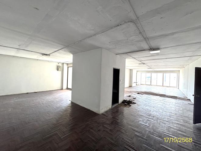 picture OFFICE 166.84 Sq.w. Phra Khanong Bangkok for 5M - 5/24