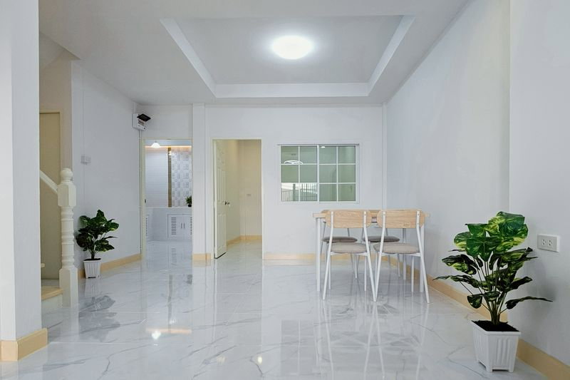 รูป ขายทาวน์เฮาส์บัวทองธานี กาญจนาภิเษก 21 ตร.ว. 4 นอน เดินถึงคิวรถตู้ได้ ฟรีโอน - รูปที่ 6/16