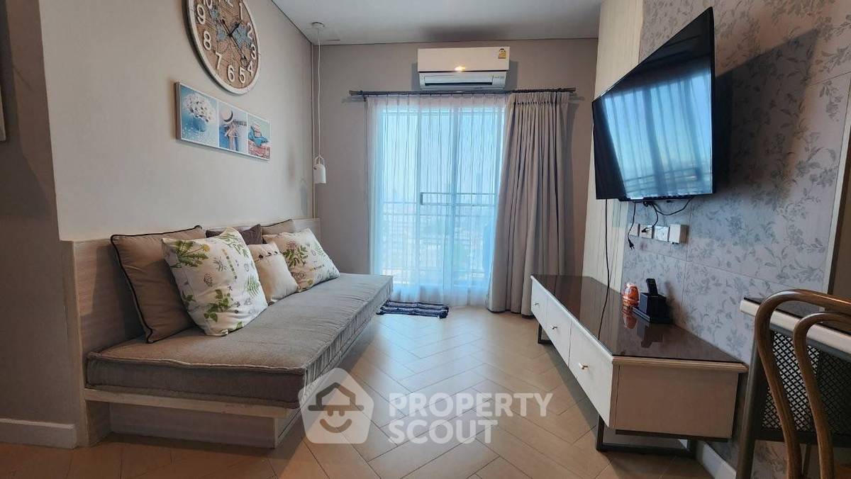 รูป คอนโด 1-ห้องนอน ที่ ลุมพินี เพลส รัชดา - สาธุ ใกล้ สาธุประดิษฐ์ (ID 2791296) - รูปที่ 1/9