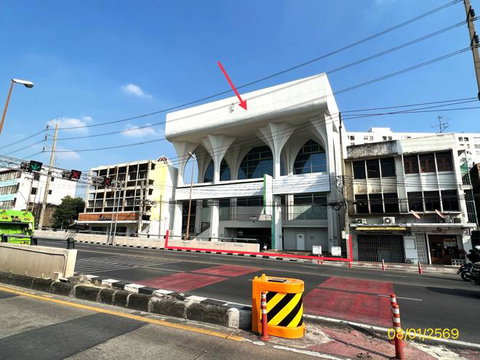 อาคารที่ทำการสาขา 365 ตร.วา อาคารปิดทำการ สาขาบางซื่อ เขตบางซื่อ กรุงเทพมหานคร 150M