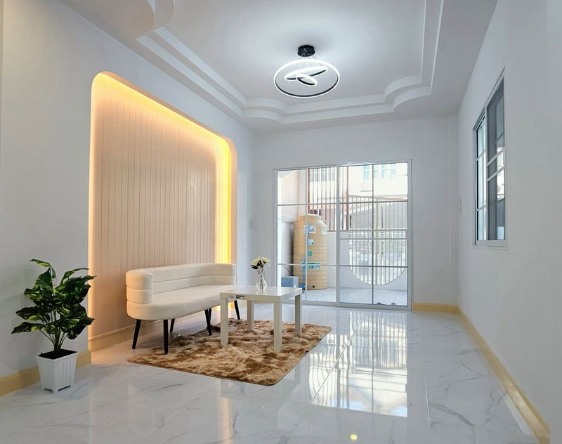 รูป ขายทาวน์เฮาส์บัวทองธานี กาญจนาภิเษก 21 ตร.ว. 4 นอน เดินถึงคิวรถตู้ได้ ฟรีโอน - รูปที่ 5/16