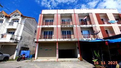 อาคารพาณิชย์ นิคมปิ่นทอง : อาคารพาณิชย์ 43.8 ตร.วา บ้านสวนทอง แนชเชอรัล พาร์ค  6 ศรีราชา ชลบุรี 5.7M