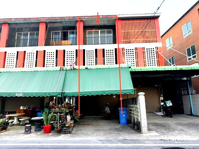 SHOP HOUSE 26.8 Sq.w. Si Racha Chonburi for 2.4M