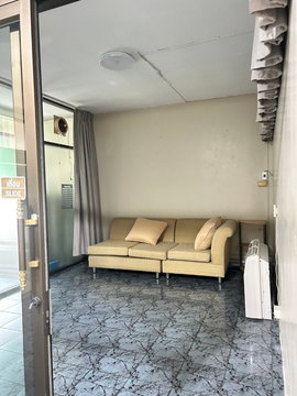 ให้เช่า คอนโด โชคชัย ร่วมมิตร ห้องกว้าง 80 ตรม. 2 ห้องนอน อากาศถ่ายเทดี ราคาดีงาม 