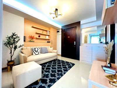 ขายคอนโด : ห้องใหญ่ ติดถ.ลาดพร้าว 112-114 เลอฌ็อง พรีเมี่ยม พร้อมอยู่ ที่จอดรถเยอะมาก นัดดูห้อง 099-7829466