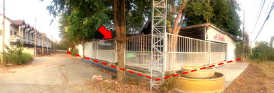 ที่ดิน เมืองอ่างทอง อ่างทอง : ที่ดินพร้อมสิ่งปลูกสร้าง 394 ตร.วา อำเภอเมืองอ่างทอง อ่างทอง 4.1M