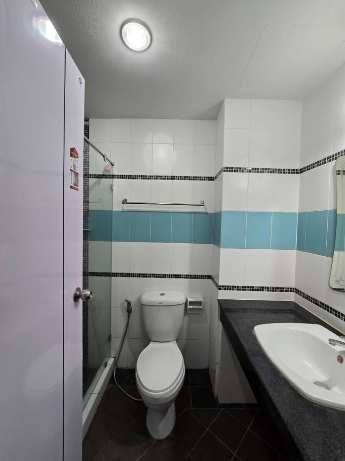 รูป ปล่อยขาย!!! ระยองรอยัลพีค 2 ตรงข้ามตลาดหมอดิษฐ์ ฝั่งไม่โดนแดด ราคาสุดพิเศษ 🎉🎉 - รูปที่ 2/6