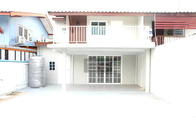 ทาวน์โฮม กรุงเทพมหานคร : ขายทาวน์เฮ้าส์/ทาวน์โฮม  ปิ่นเจริญ 3 หน้ากว้าง รีโนเวทใหม่ สีกัน เขต ดอนเมือง กรุงเทพ CX-150818 ✅ ทักไลน์ @connexproperty ตอบทันที ทีมงานมืออาชีพ ✅