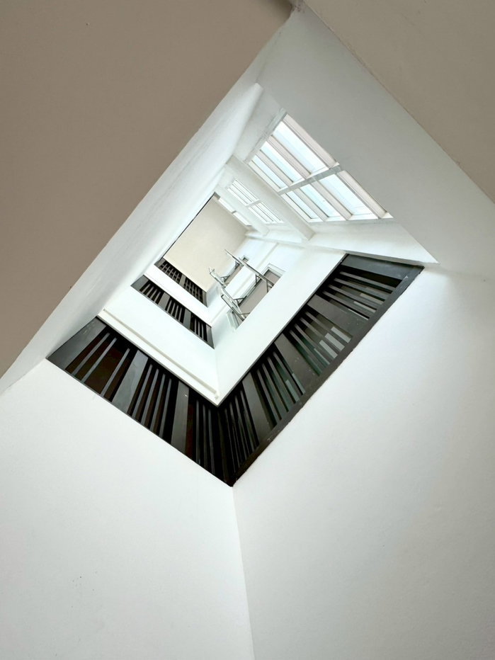 รูป ให้เช่าโฮมออฟฟิศโมเดิร์น 3.5 ชั้น 280 ตรม. หมู่บ้านสรานนท์ ปากเกร็ด - รูปที่ 7/20