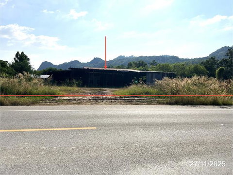 FACTORY 800 Sq.w. Nong Chang Uthai Thani for 2M