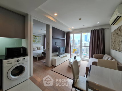 รูปภาพ 1-BR Condo at 15 Sukhumvit Residences near BTS Nana (ID 899338)