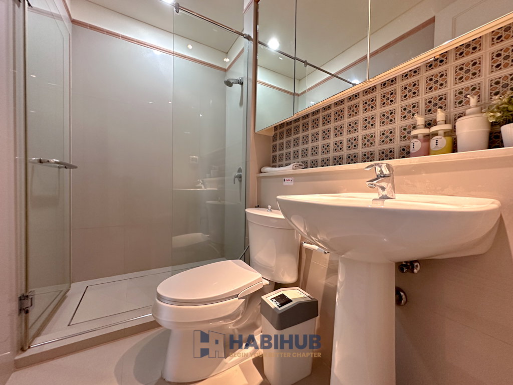 picture 🏙️✨ Aguston Sukhumvit 22 | 2 Bedroom for Sale  (HBH-HL-58) - 14/25