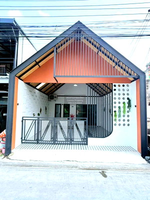 ทาวน์โฮม กรุงเทพมหานคร : ขายทาวน์เฮ้าส์/ทาวน์โฮม  เพชรไพลิน พระยาสุเรนทร์ 35 รีโนเวทใหม่ บางชัน เขต คลองสามวา กรุงเทพ CX-150851 ✅ ทักไลน์ @connexproperty ตอบทันที ทีมงานมืออาชีพ ✅