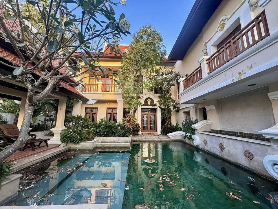 picture 3 Bedroom Pool Villa for Rent Na Jomtien - 1/19