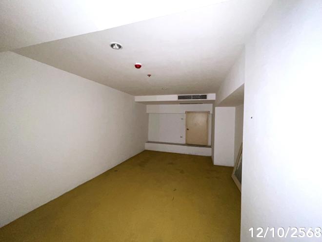 picture OFFICE 597.6 Sq.w. Bang Kapi Bangkok for 20.6M - 8/32