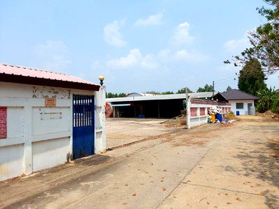 ที่ดิน กำแพงเพชร : ที่ดินพร้อมสิ่งปลูกสร้าง 2292 ตร.วา อำเภอขาณุวรลักษบุรี กำแพงเพชร 13.1M