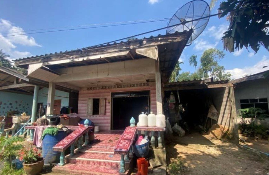 picture LAND 144 Sq.w. Phanom Surat Thani for 820,000 - 1/4