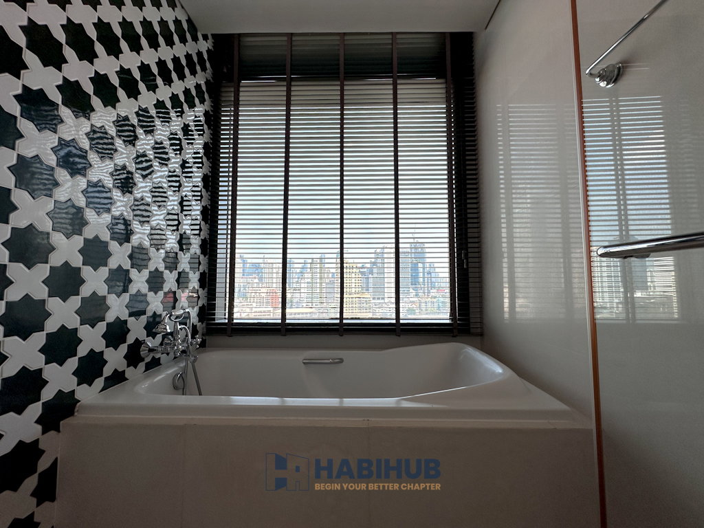 picture 🏙️✨ Aguston Sukhumvit 22 | 2 Bedroom for Sale  (HBH-HL-58) - 15/25
