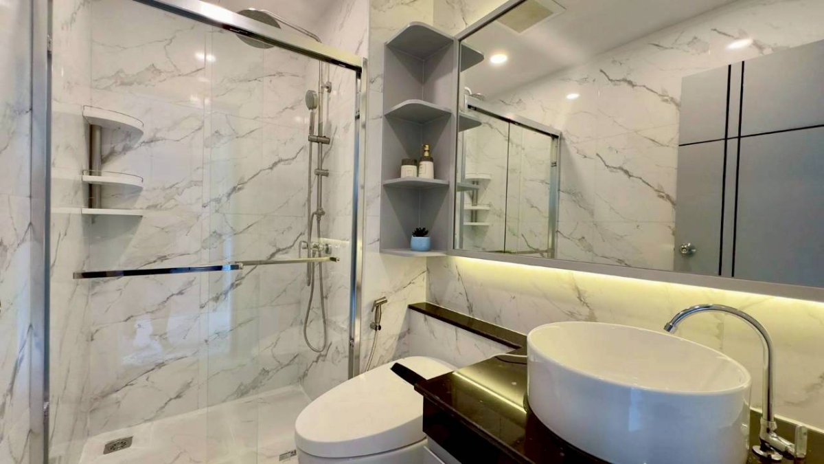 รูป คอนโดหรู Pet-Friendly 1 ห้องนอน 1 ห้องน้ำ หาดจอมเทียน พัทยา - รูปที่ 10/37