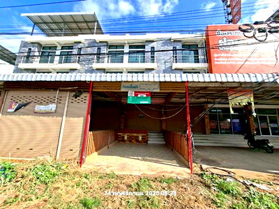 Shophouses for sale Lopburi : SHOP HOUSE 20 Sq.w. Tha Wung Lopburi for 3.5M