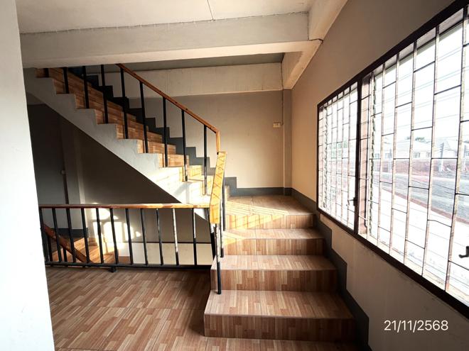 รูป อาคารพาณิชย์ 42 ตร.วา ศรีราชา ชลบุรี 3.8M - รูปที่ 11/40