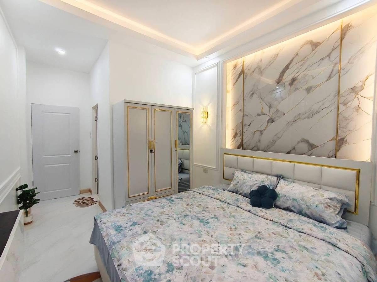 รูป ทาวน์เฮ้าส์ 2-ห้องนอน ใกล้ พัทยาใต้ (ID 2790711) - รูปที่ 7/14