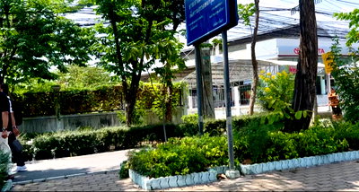 ที่ดิน MRT ลาดพร้าว 71 : ขายที่ดินติดถนนเลียบทางด่วน เอกมัยรามอินทรา ใกล้เซ็นทรัล 0863377287