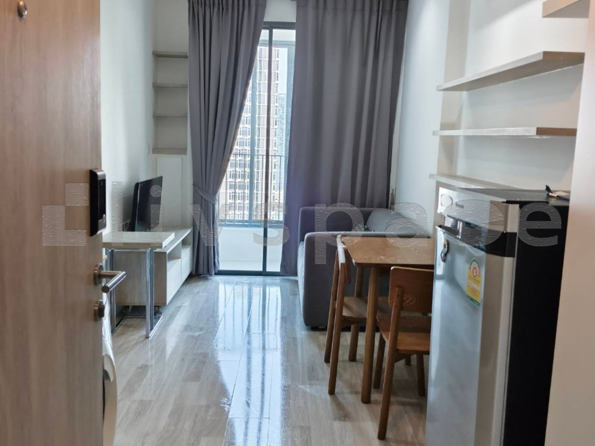 รูป ▚ LI105ツ ให้เช่า: Ideo Mobi Sukhumvit 81 1BR 30sqm. 15K ✨ ห้องหายาก ชั้นสูง เฟอร์ครบ เครื่องใช้ไฟฟ้าใหม่ พร้อมเข้าอยู่ 🏙️ - รูปที่ 2/6