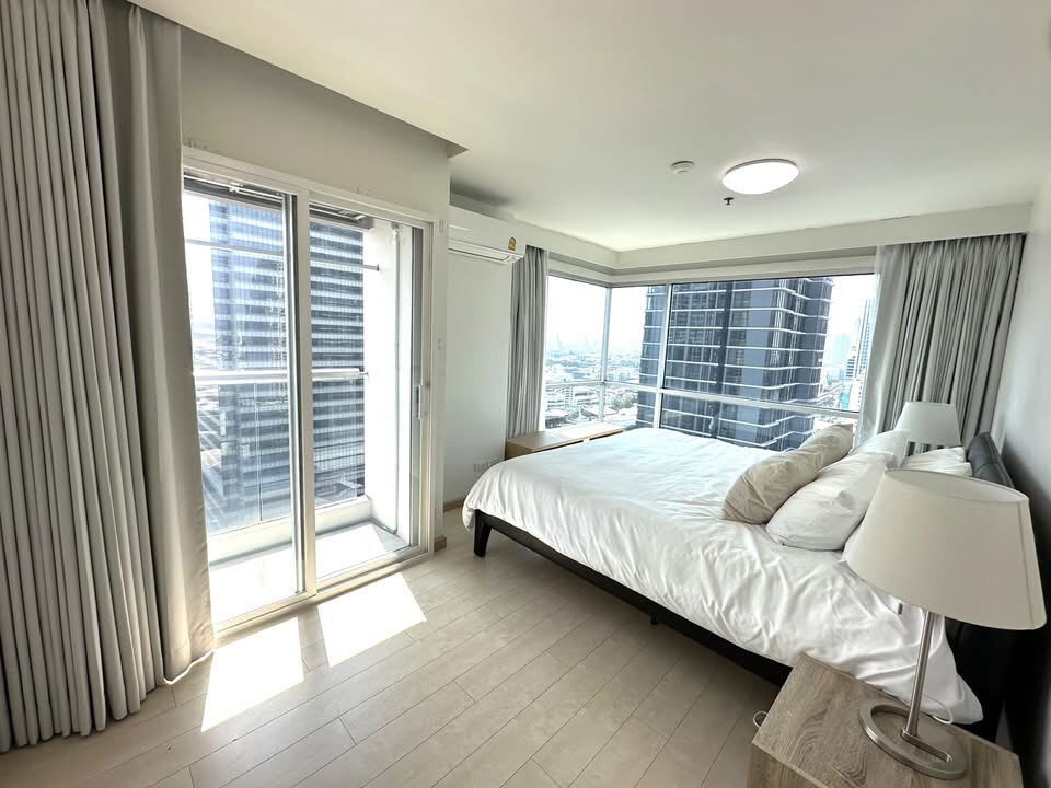 picture Silom                        Suite  - 5/10