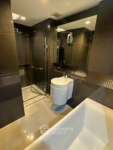 รูป คอนโด 1-ห้องนอน ที่ ริธึ่ม สาทร ใกล้ BTS สะพานตากสิน (ID 1919033) - รูปที่ 10/10