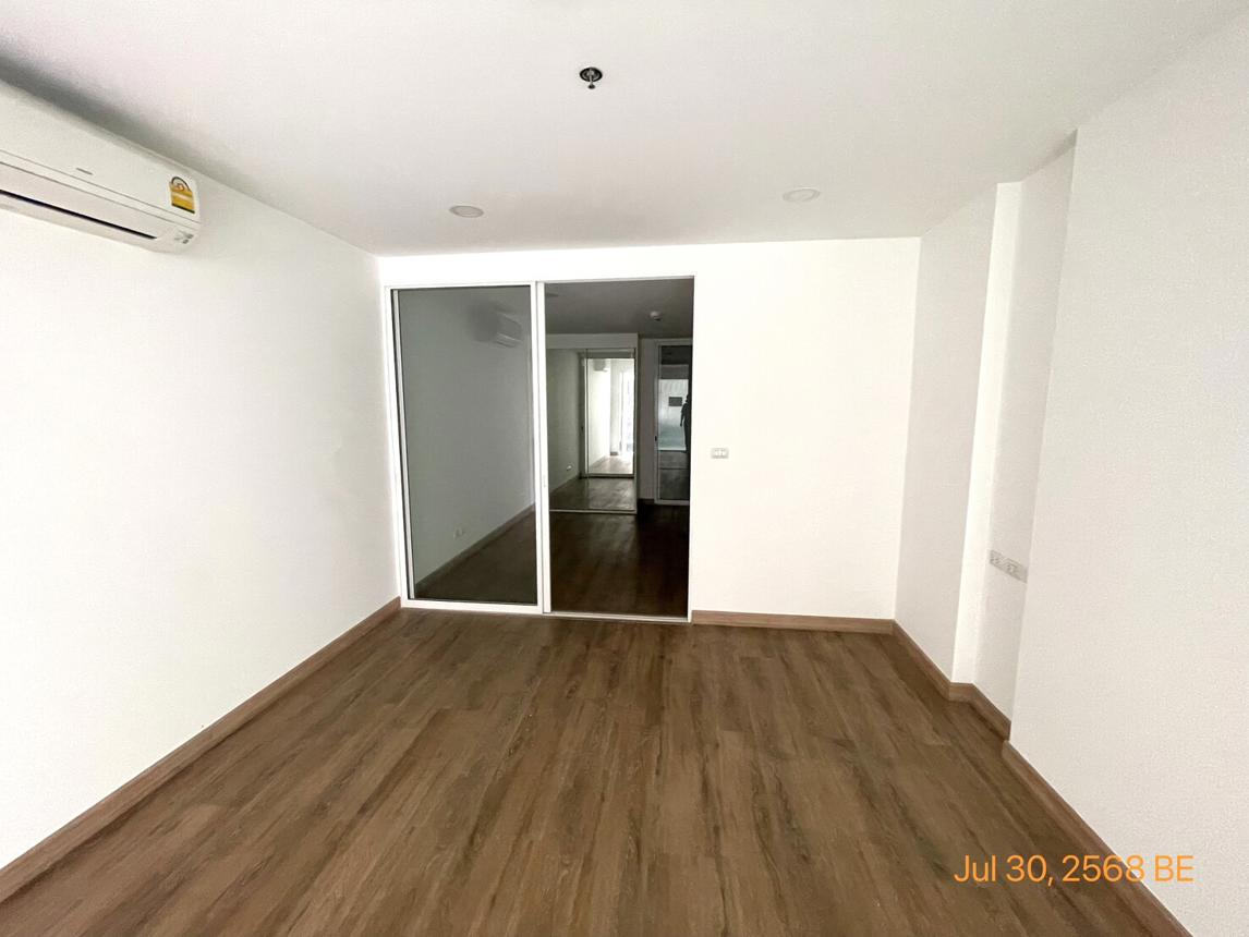 picture OFFICE 38.62 Sq.w. Bang Phlat Bangkok for 3.5M - 11/24