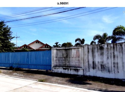 ที่ดิน ระยอง : ที่ดินพร้อมสิ่งปลูกสร้าง 1300 ตร.วา อำเภอเมืองระยอง ระยอง 8.2M