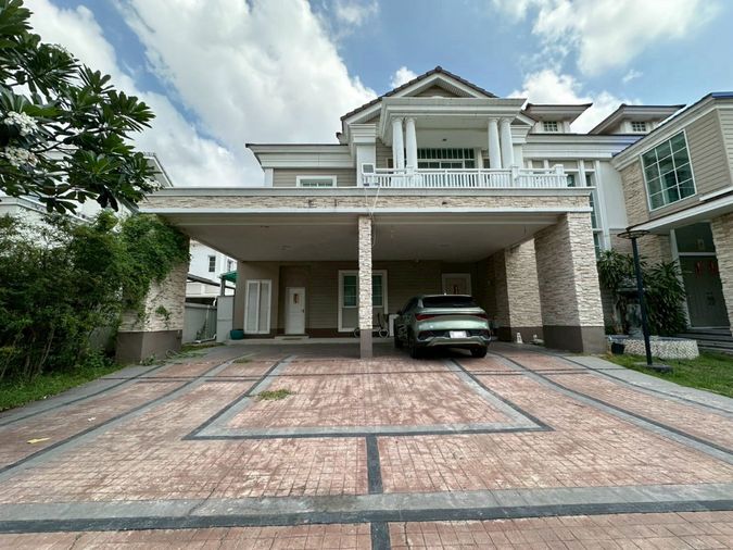 ขายบ้านเดี่ยว 2 ชั้น หมู่บ้านนาราสิริ บางนา ทำเลดี เดินทางสะดวก