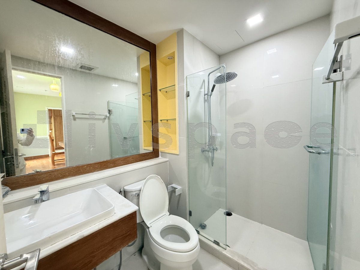 รูป ▚ LI108ツ ให้เช่า: Ivy Sathorn 2BR 82.36sqm. 35K ✨ ห้องสวยตกแต่งบิ้วอินไม้ทั้งห้อง ครัวแยกขนาดใหญ่ ระเบียงกว้าง 🏙️ - รูปที่ 11/14