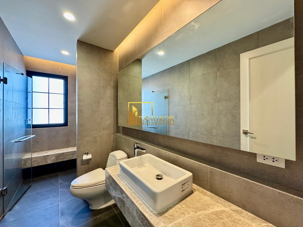 รูป The Legend Sathorn | Luxurious 5 Bed House in Sathorn Area - BR49024TH - รูปที่ 34/58