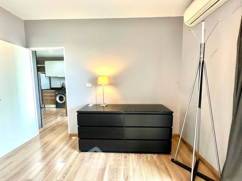 picture 1-BR Condo at The Seed Musee Sukhumvit 26 near BTS Phrom Phong (ID 2794419) - 3/12