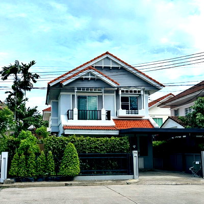 ขายบ้านเดี่ยว : ขายบ้านเดี่ยว 2 ชั้น Perfect Place รามคำแหง 164 Private Zone บ้านสวยบรรยากาศร่มรื่น ครัวขนาดใหญ่ พร้อมห้องอเนกประสงค์ อยู่สบาย ใกล้รถไฟฟ้า