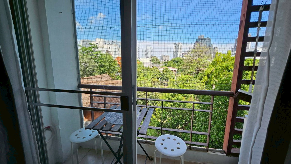 picture Code: KJ6499  for rent The Peak @ Ratchada - Huay Kwang // Line ID: @kjcondo (with @) // - 11/22