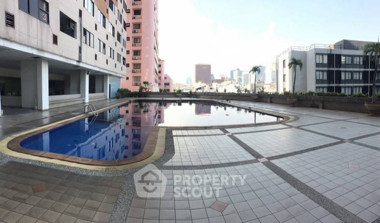 รูป คอนโด 3-ห้องนอน ที่ ศรีวรา แมนชั่น คอนโดมิเนียม 1 ใกล้ MRT ศูนย์วัฒนธรรมแห่งประเทศไทย (ID 2650745) - รูปที่ 10/10